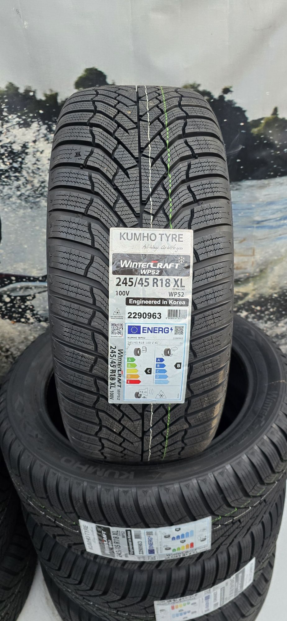 S23 4 x 245/45r18 Kumho WinterCraft WP52 100V XL opony zimowe nowe