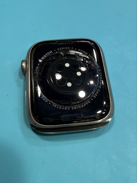 Apple watch 7 45mm titanium silver