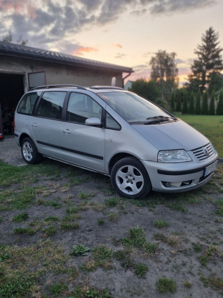VWSharan 1.8T LPG 170KM Automat
