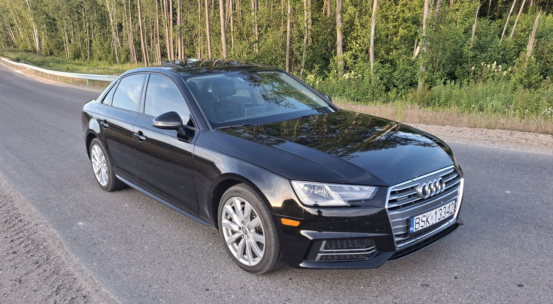 Audi A4 B9 sedan 2.0TFSI QUATTRO