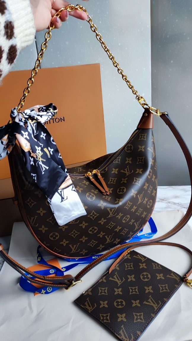 Сумка Louis Vuitton Loop Hobo