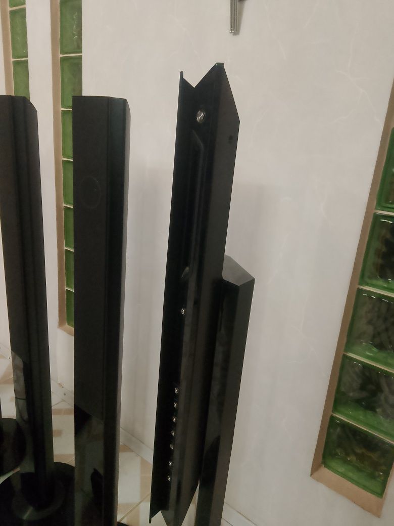 Продам Домашній кінотеатр Samsung HT-TXQ 120