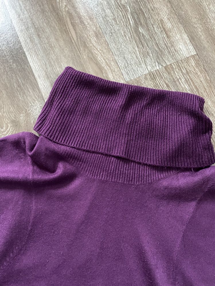 Sukienka sweterkowa z golfem turleneck golf sweterek fioletowy