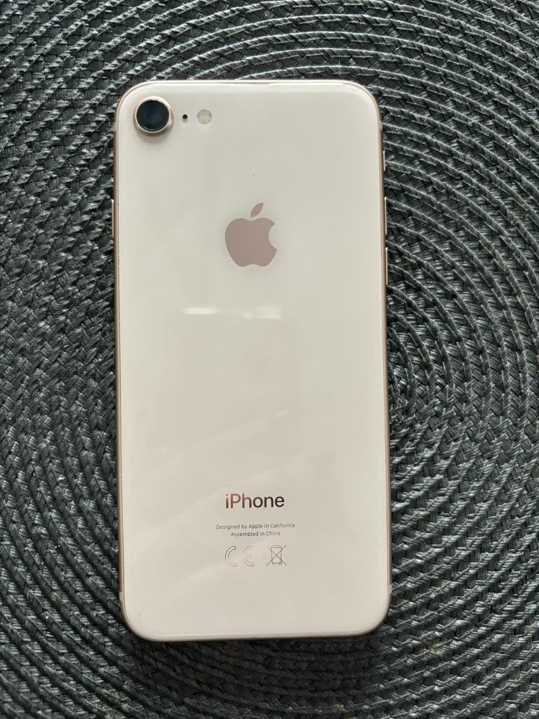 Sprzadam Iphone 8