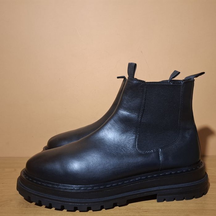 Чоловічі фірмові черевики Asos