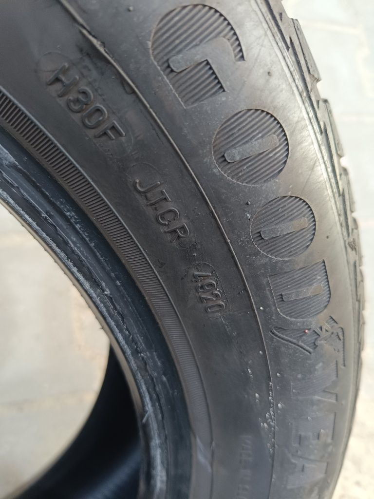 Pojedyncza opona całoroczna Goodyear 205/55/16 jak nowa!