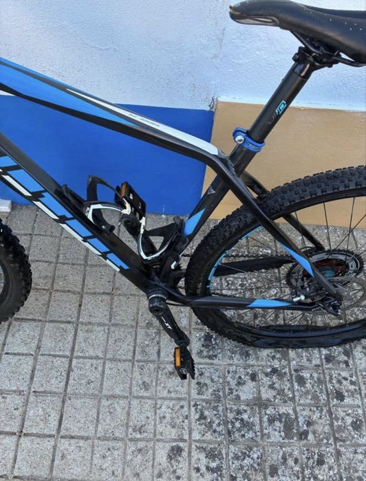 Bicicleta de carbono