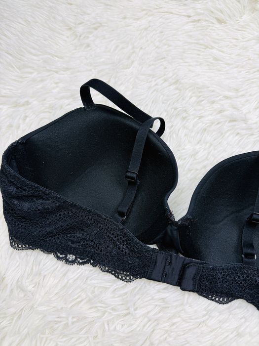 Biustonosz usztywniany 75C czarny Dunnes