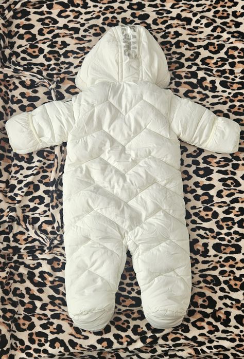 Dkny Kombinezon zimowy biały 3 - 6 msc newborn niemowlak 68 chrzest pr