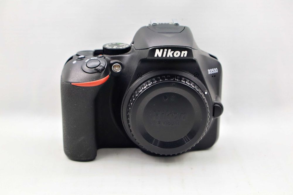 Nikon D3500 korpus stan bdb