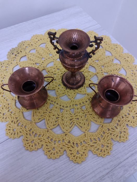 Три маленьких амфоретти, мідь, повоєнна Італія