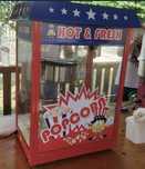 Maszyna do  popcornu.. Popcorn..