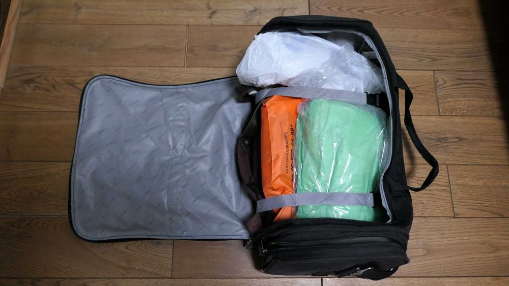 Сумка дорожня Carlton (Англія), 55*28*30, добрий стан, якісна