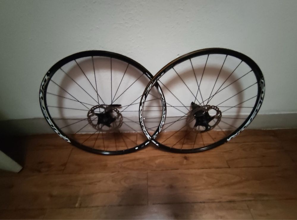 Rodas BTT Fulcrum Red Power SL 26” – Excelente Estado