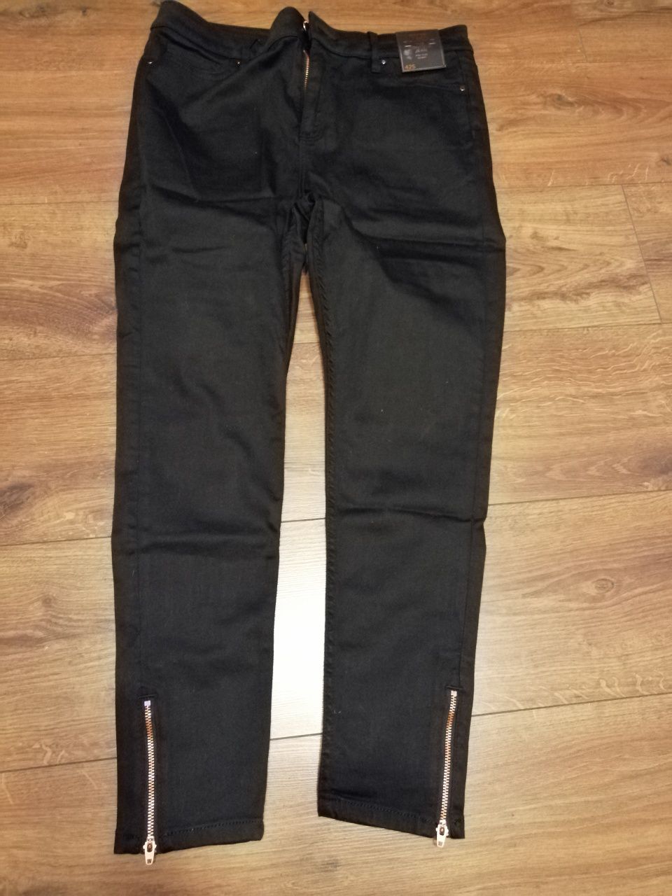 Spodnie damskie rozm 40/42