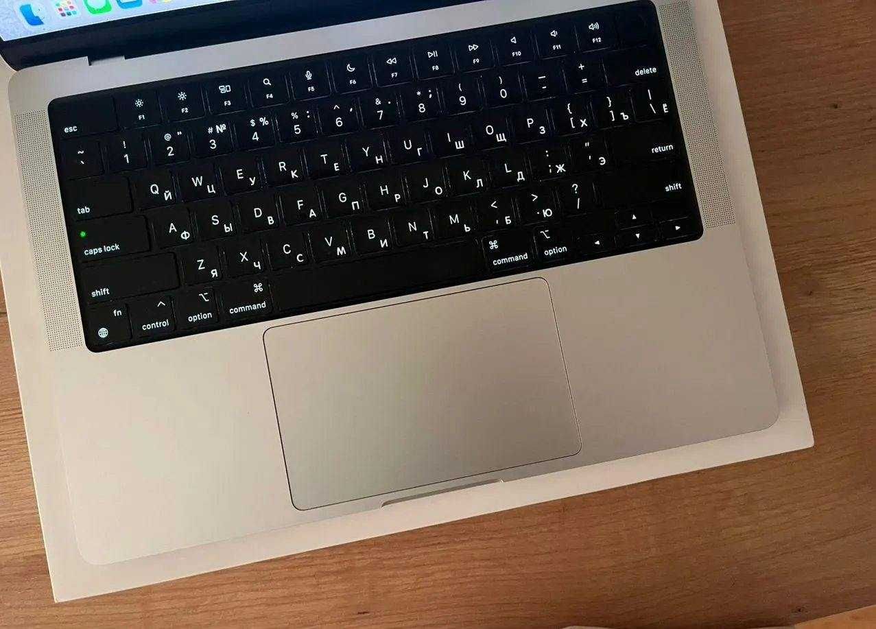 Apple macbook pro 14 m1 16 1TB