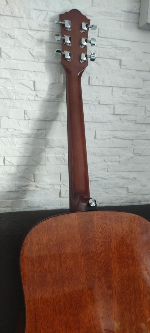 Gitara IBANEZ akustyczna dla leworęcznych,stan idealny