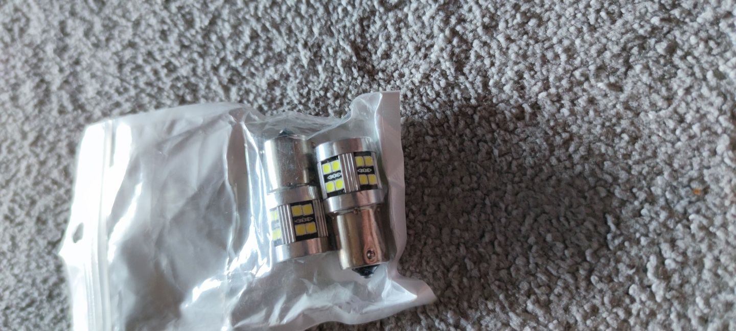 Lâmpada led BA15S P21W