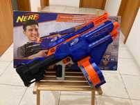 Lançador NERF Elite Infinus para 30 dados