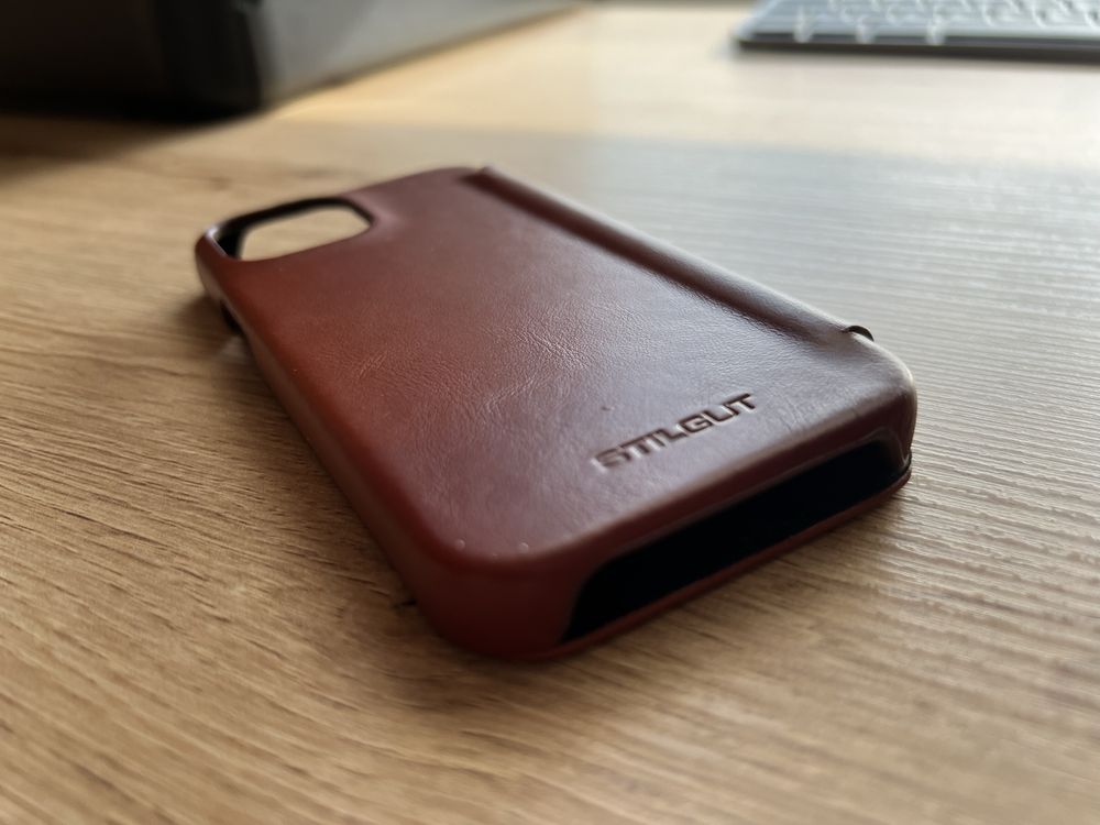 Stilgut iPhone 13 mini skórzane etui