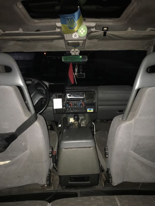 Ленд Ровер Діскавері