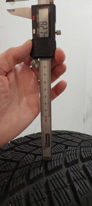 Opony zim. Goodyear UltraGrip Performance+ 215/55 R17 98VXL 8mm 1z4szt