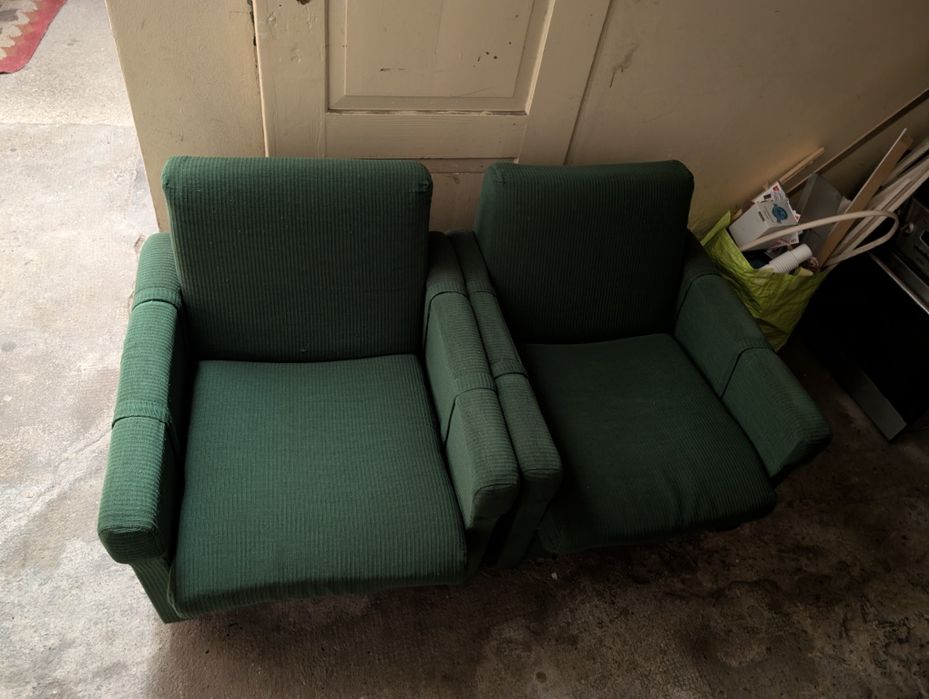 Komplet foteli PRL z 1979 roku.