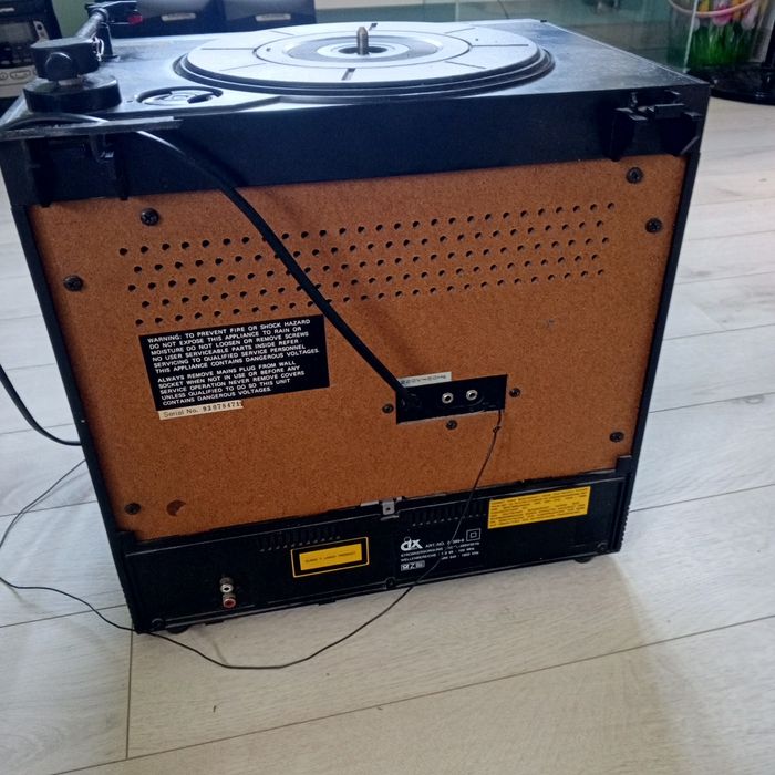 Dzień dobry mam na sprzedaż starą wierzę gramofon