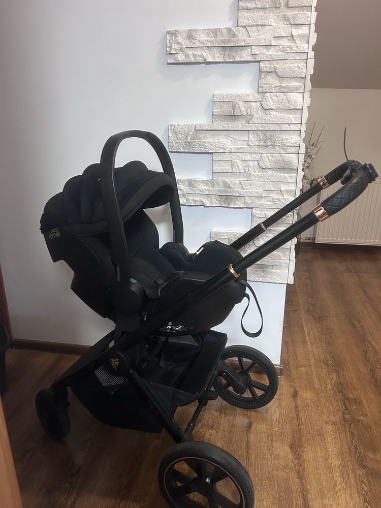Venicci tinum 2.0 + Britax Baby safe pro