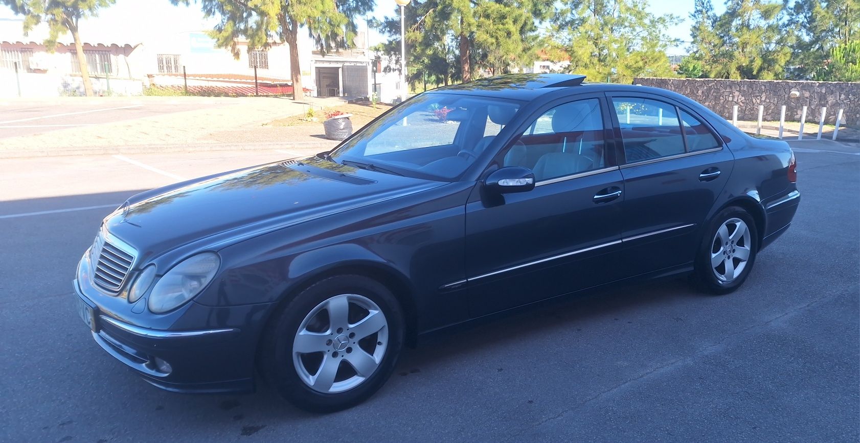 Mercedes Benz E270 CDI Avantgarde 06/2003