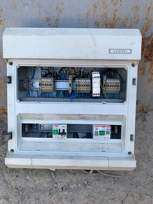 Щит hensel kv 9230. Щит розподільний. Корпус для автоматики