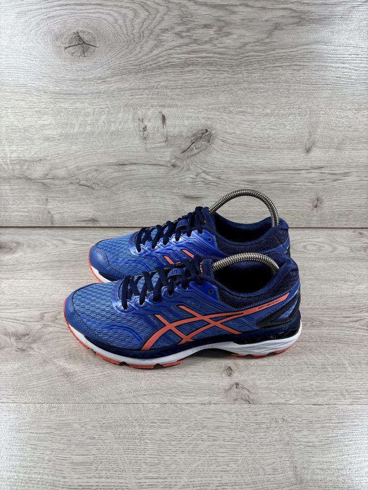 Asics GT 2000 жіночі бігові кросівки