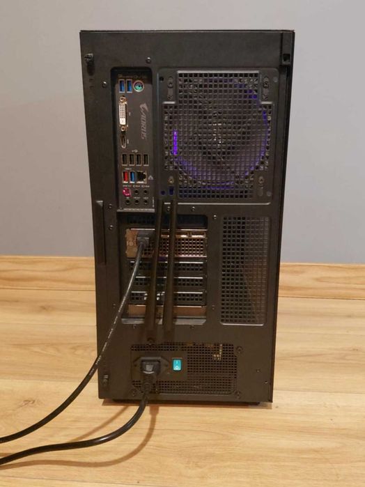 Komputer gamingowy R5 5600x / RTX 3070 FE / 16gb RAM / 1TB m2 do gier