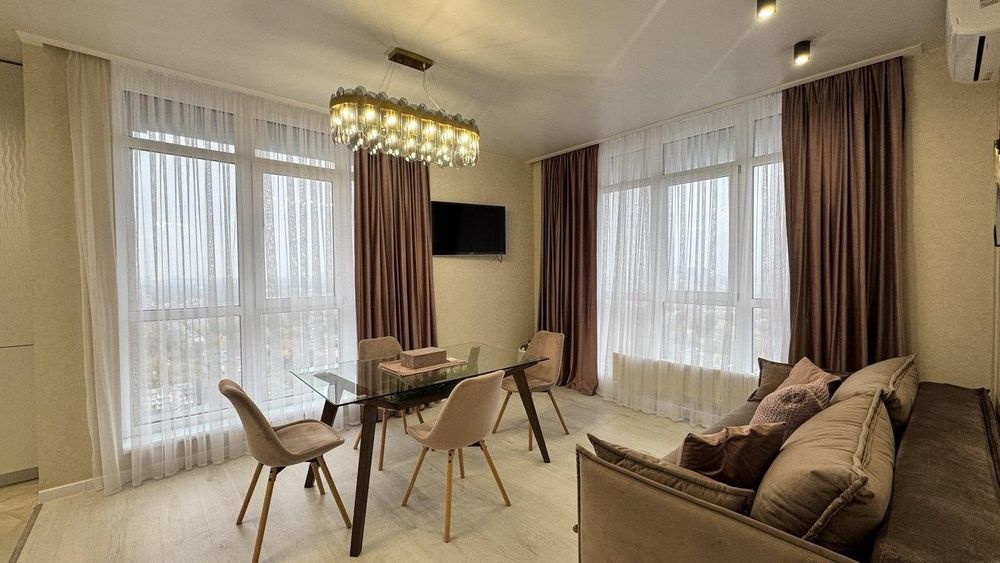 ЖК Манхеттен, 2 кімн. квартира з ремонтом (236-832)