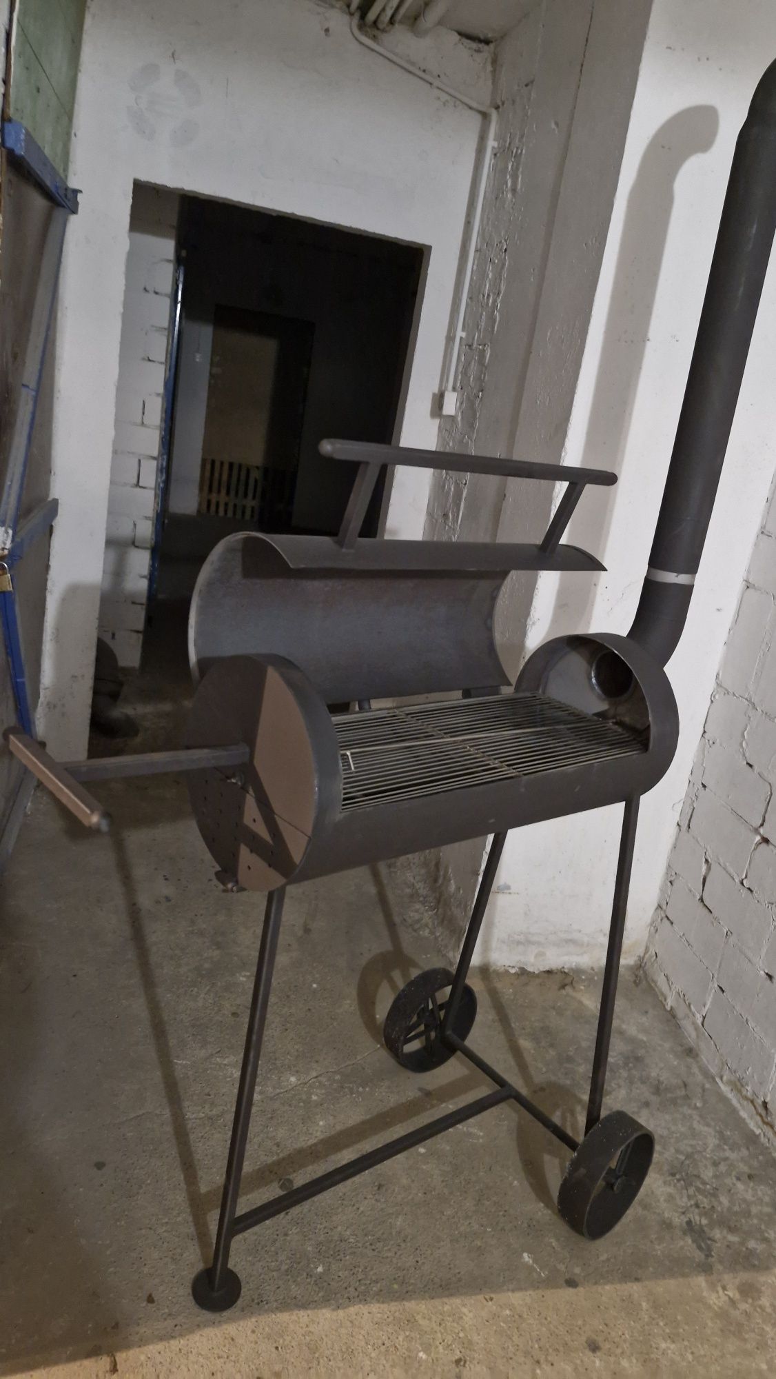 Grill ogrodowy samoróbka konkretny porządny gruba blacha ciężki