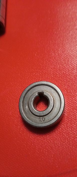 Ролик на полуавтомат