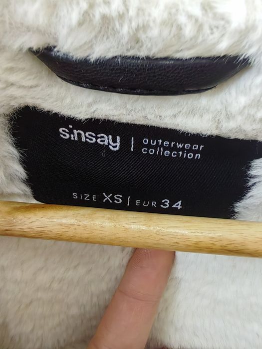 Куртка-косуха тепла Sinsay