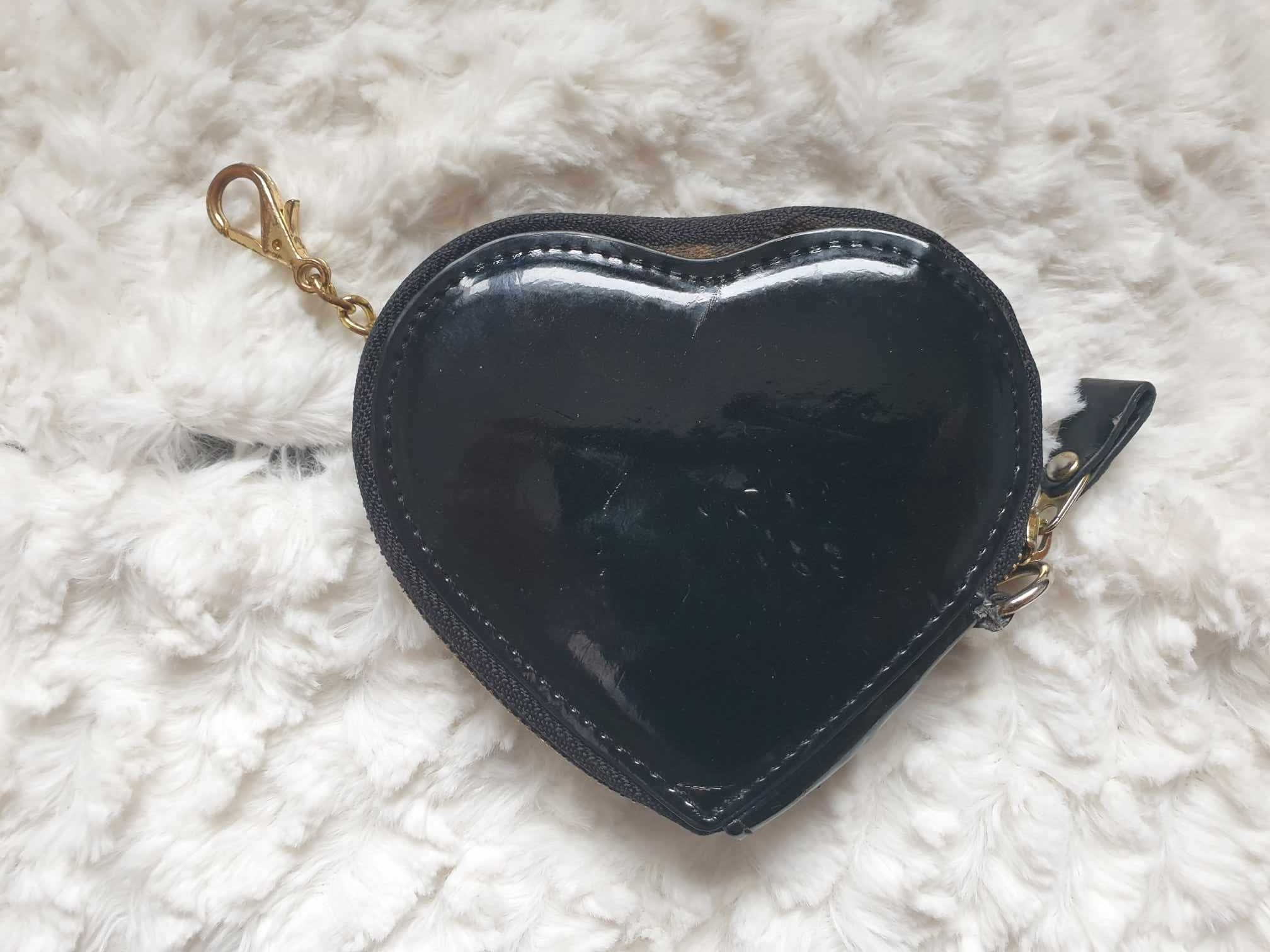 Mały portfel  w kształcie serca. Paul's Boutique London