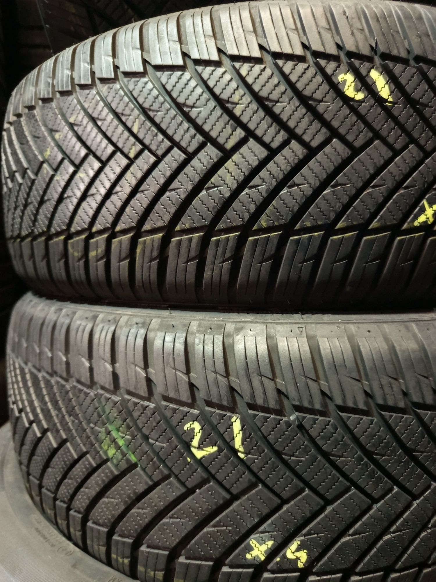 4x 225/55r17 Minerva AllSeason master 2021r