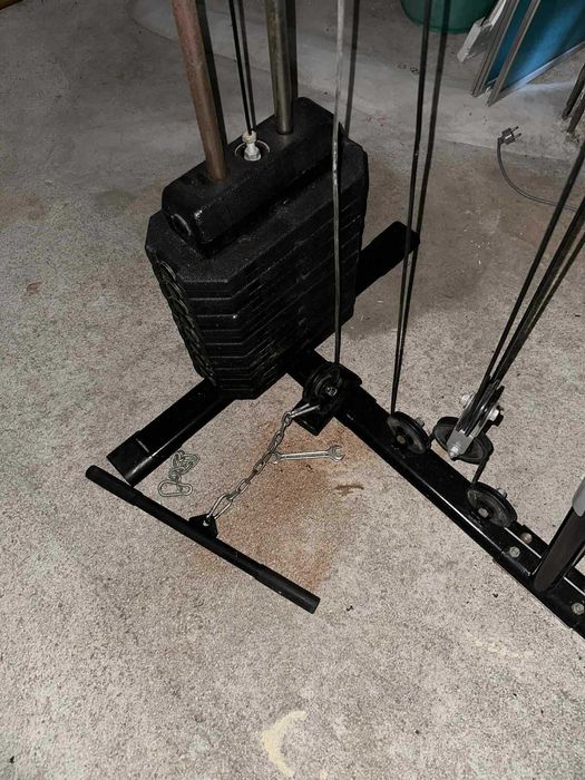 Maquina musculaçao multifunçoes