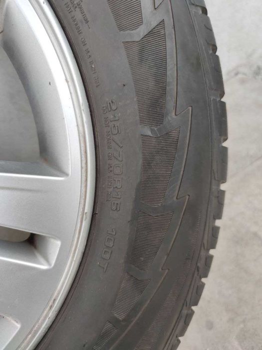 Шини зимові Goodyear Ultragrip ice 215/70 R16