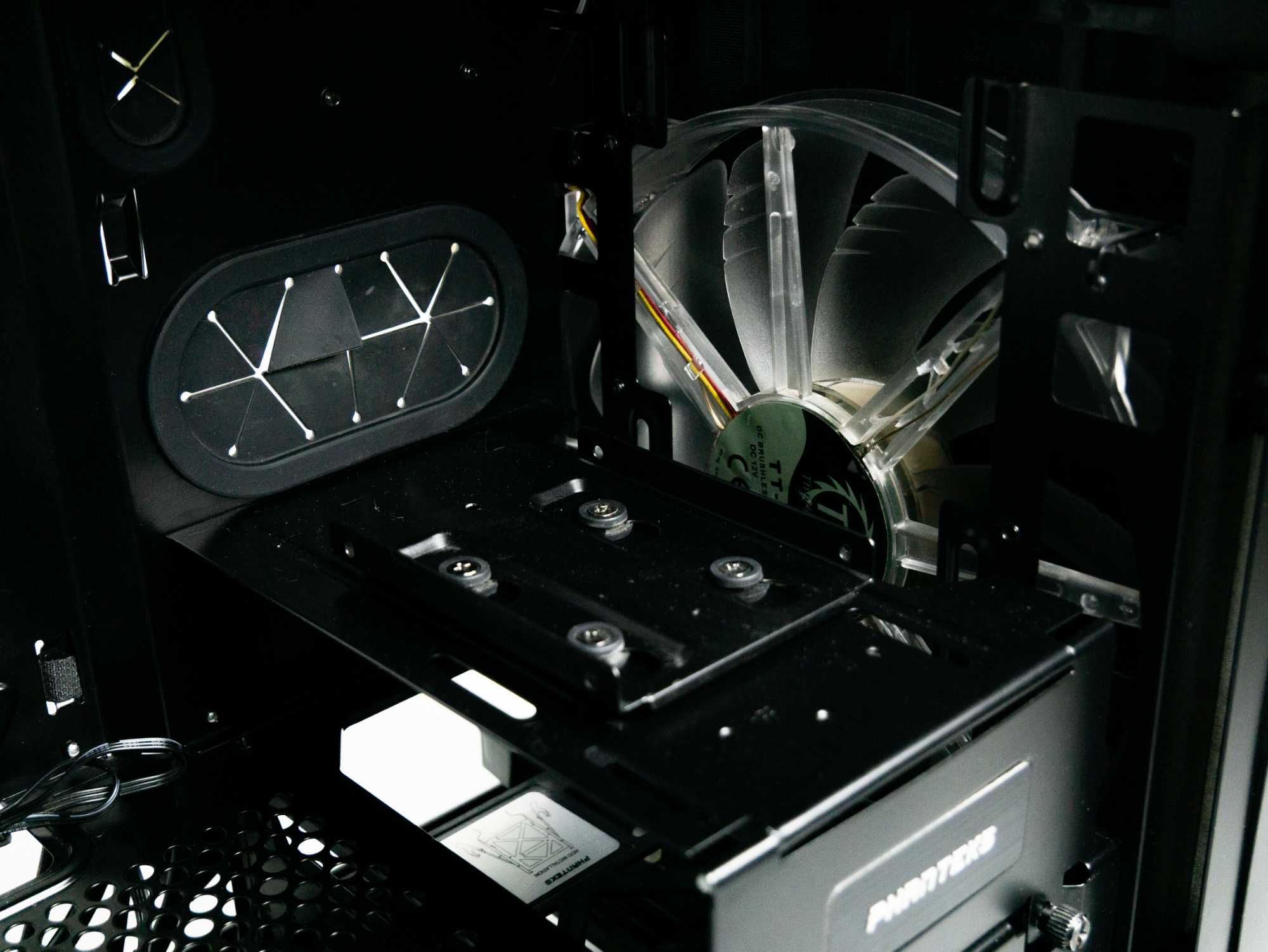 Корпус Phanteks Enthoo Evolv ITX PH-ES215PTG