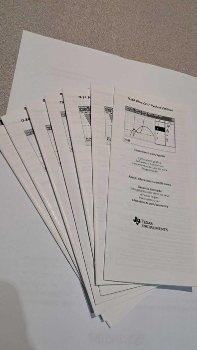 Calculadora Texas Instruments TI-84 Plus CE-T Python Edition