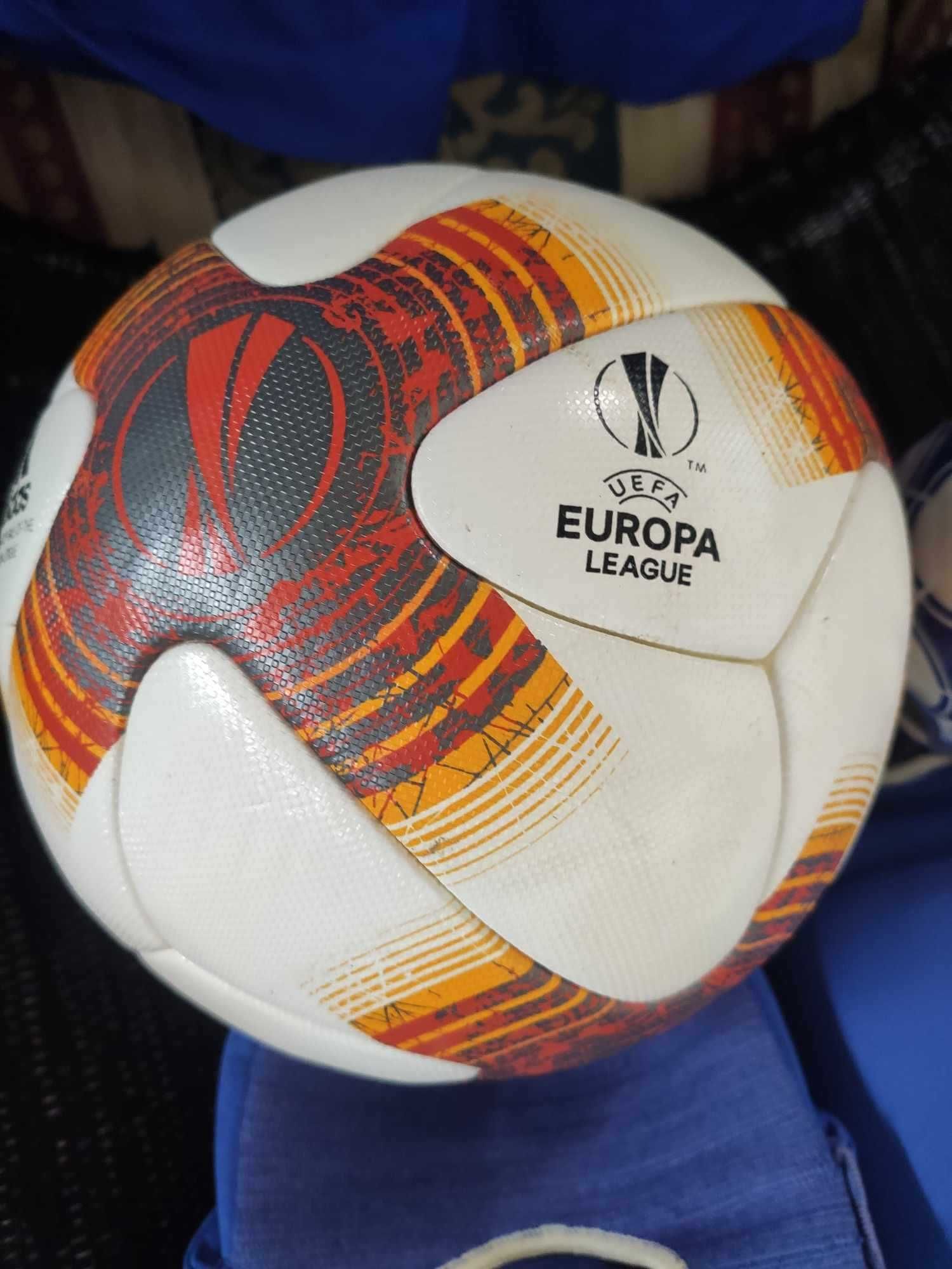 Bola de Futebol Oficial da Liga Europa do Vitória de Guimarães 2018