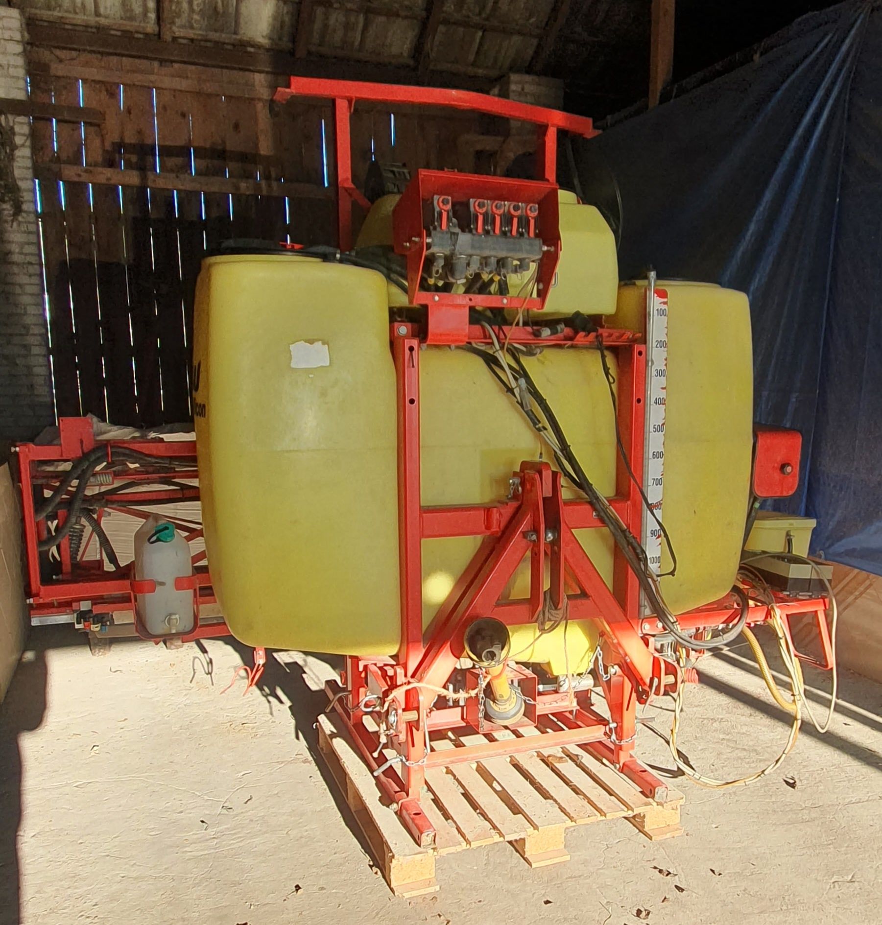 Sprzedam opryskiwacz rau d2 vicon nie pilmet hardi bury 1000l /15m