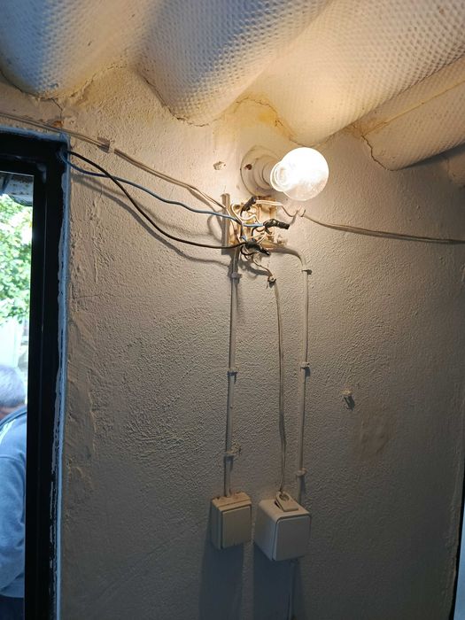 Eletricista • Reparações Rápidas e Instalações Seguras