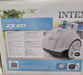 Automatyczny czyściciel basenu  zx50