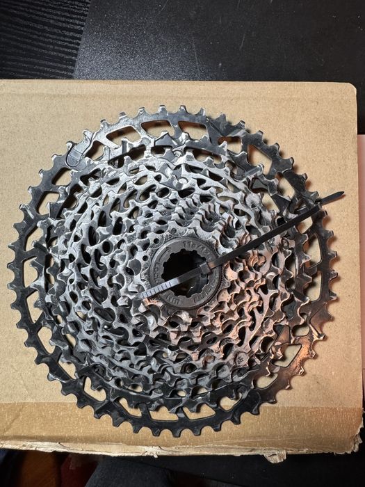 Cassete sram eagle NX de 12v - PG 1210