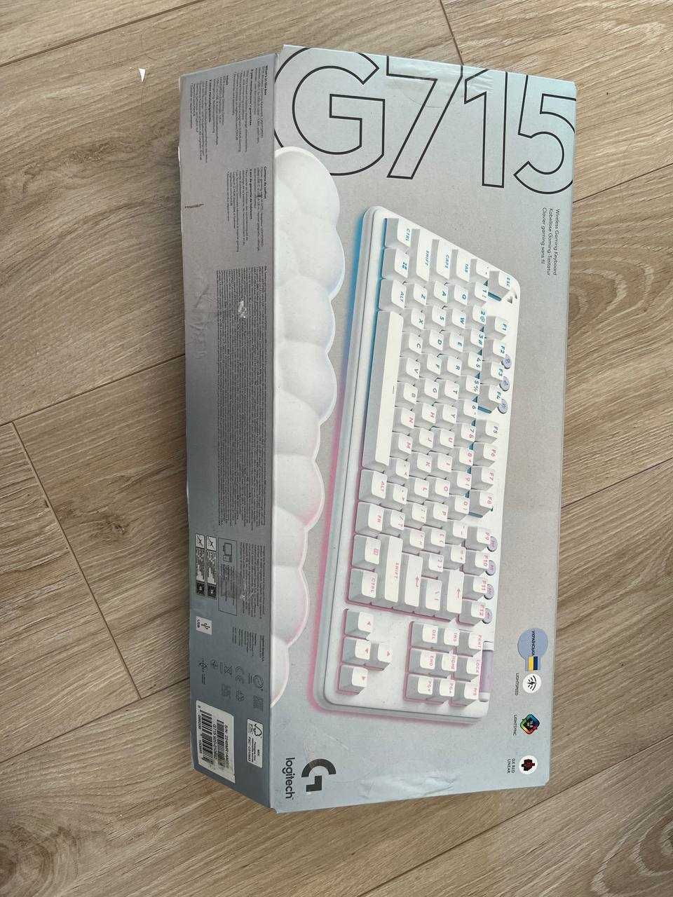 Logitech G715 Wireless Gaming Keyboard (із серії Aurora Collection)