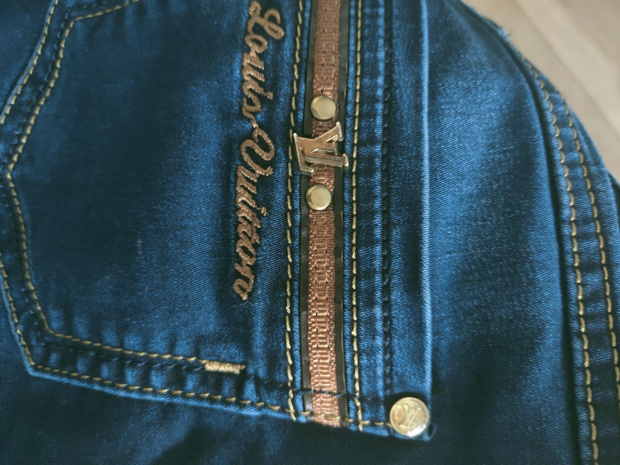 Jeansy Louise Vuitton r.32